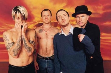 Бесплатный альбом от знаменитой группы Red Hot Chili Peppers