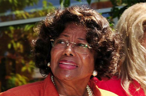 Что случилось с мамой поп-короля?