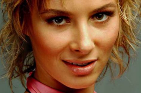 Саша Зверева сменила имидж