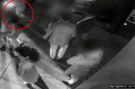 В сети было опубликовано видео, на котором Линдси Лохан сбила пешехода