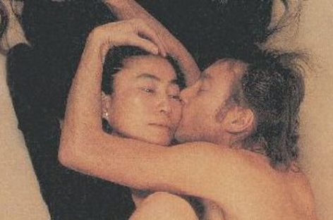 В Нью-Йорке будут представлены общественности картины Джона Леннона