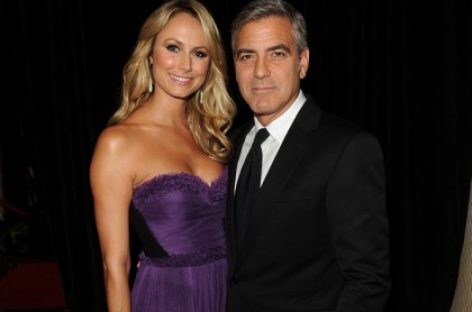 Стейси Киблер и Джордж Клуни, несмотря на расставание, продолжают жить вместе