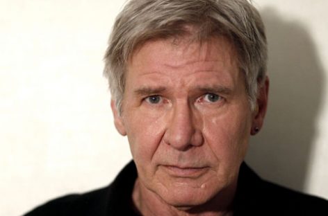 Лицо Харрисона Форда уродует странная опухоль