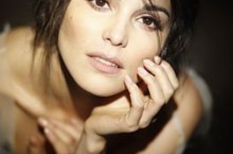 У Сати Казановой регулярно появляются новые ухажеры