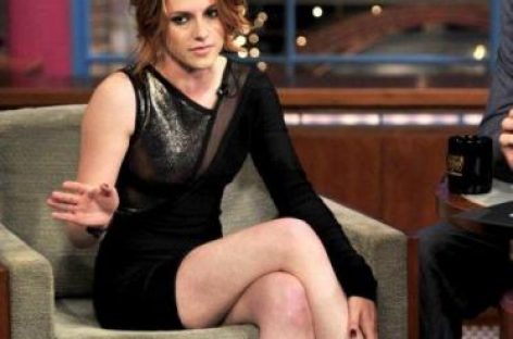 Кристен Стюарт удивила публику чересчур худыми ножками