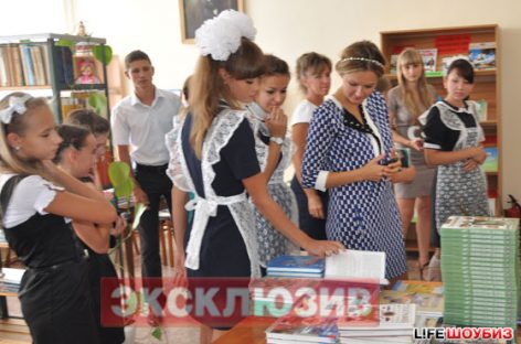 Мария Кожевникова занимается организацией приезда детей из Крымска