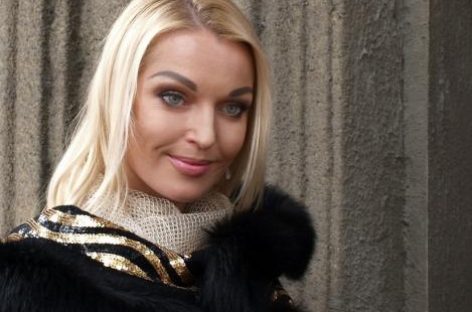 Анастасия Волочкова все больше погружается в детство