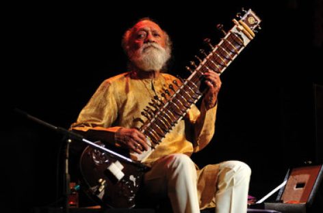 Рави Шанкар скончался