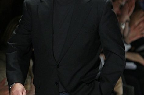 Майкл Корс решил поддержать студентов