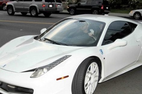 Папарацци погиб снимая Ferrari Джастина Бибера