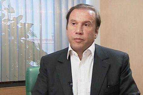 Батурин снова обвиняет Рудковскую в мошенничестве