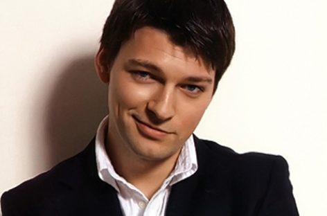 Даниил Страхов снялся в клипе «Вельвета»