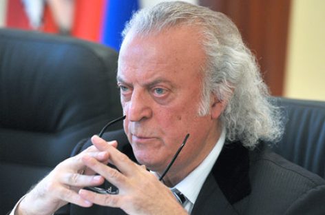Илья Резник подал исковое заявление на сумму в 1 миллион рублей