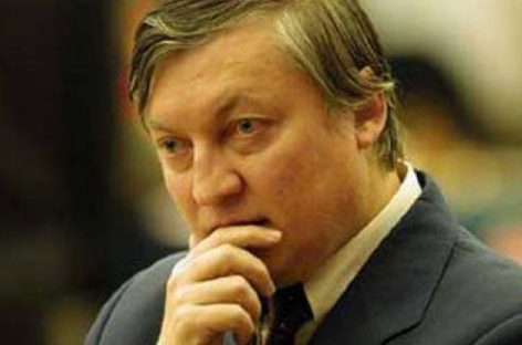 Анатолий Карпов лично вручил Башмету Почетную Грамоту
