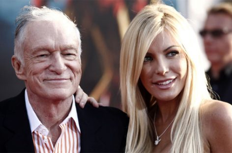Бывшая возлюбленная основателя Playboy впервые стала матерью