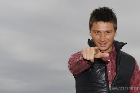Сергей Лазарев устает от обильного женского внимания