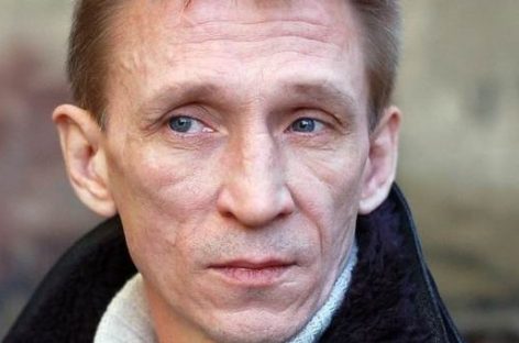 В Питере при загадочных обстоятельствах скончался актер из “Улиц разбитых фонарей”
