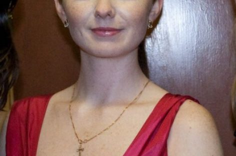 Лена Катина собирается дать первый кибер-концерт