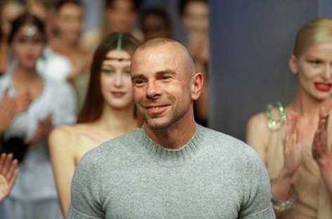 Тьерри Мюглер считается креативным советником Mugler