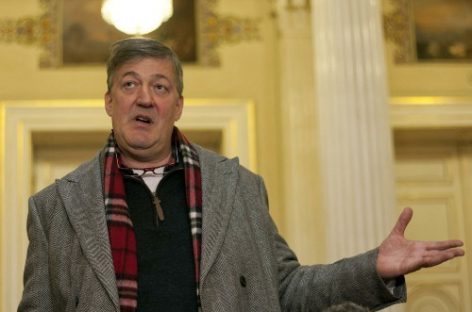 Стивен Фрай призывает бойкотировать Олимпиаду в Сочи