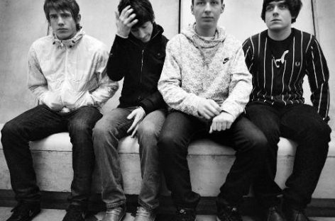 Arctic Monkeys поделились новой композицией