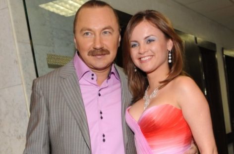 Игорь Николаев подарил супруге дебютный альбом