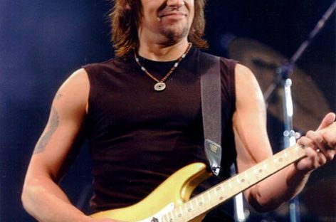 Гитарист Bon Jovi рассказал об уходе из группы