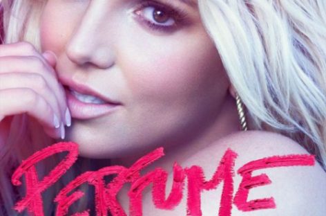 Бритни Спирс представила клип на песню “Perfume”