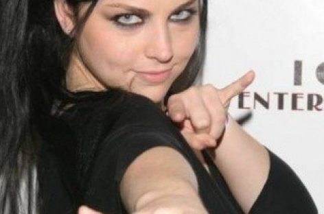 Солистка Evanescence ждёт ребёнка