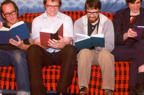 Группа Weezer разместила загадочный тизер
