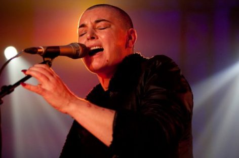 Шинейд О’Коннор представила клип “Take Me to Church”