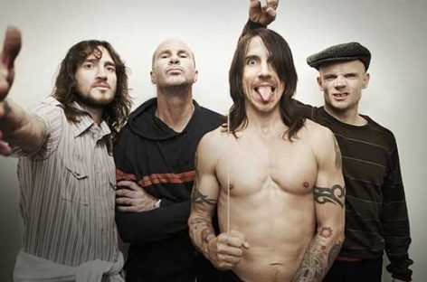 Гитарист Red Hot Chili Peppers рассказал о подготовке нового альбома