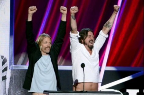Концерт «Foo Fighters Sonic Highways: Live From The Cubby Bear»будет транслироваться на Facebook