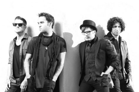 Fall Out Boy анонсировали новый альбом “American Beauty/American Psycho”
