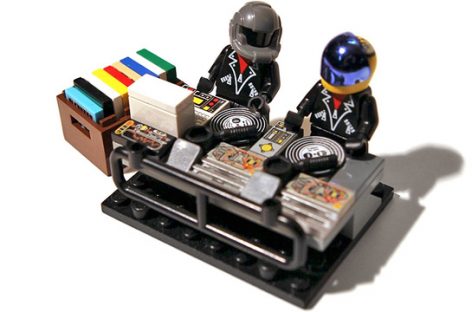 “Lego” планируют выпустить набор с дуэтом Daft Punk