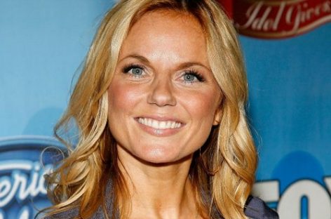 Джери Холлиуэлл записывает новый музыкальный материал