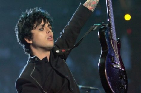 Фронтмен Green Day Билли Джо Армстронг откроет свой собственный  музыкальный магазин