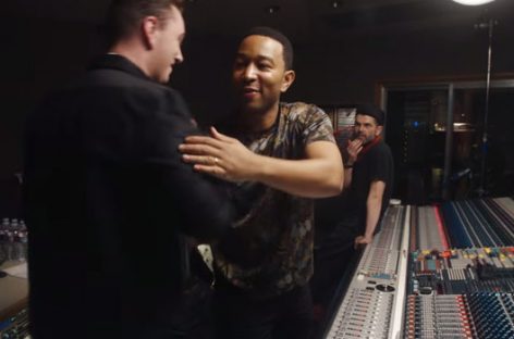 Сэм Смит и Джон Ледженд остаются на вершине чарта синглов Великобритании