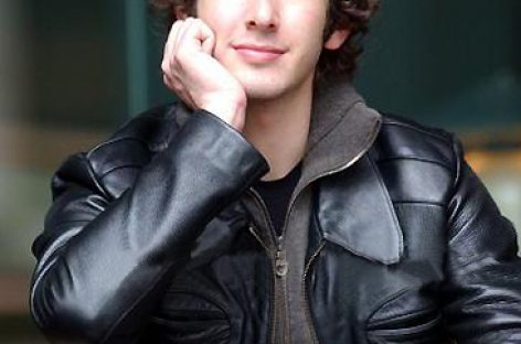 Джош Гробан с альбомом каверов возглавил чарт Великобритании