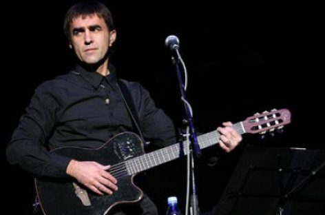 Вячеслав Бутусов выступит в «Крокусе» со струнным оркестром