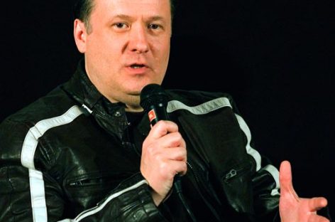 Лидер группы «Центр» предложил фанатам создать обложку нового диска