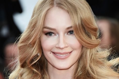 Светлана Ходченкова на третьем месяце беременности