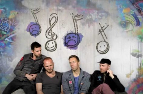 Группа Coldplay получила статуэтку «Богоподобные гении»