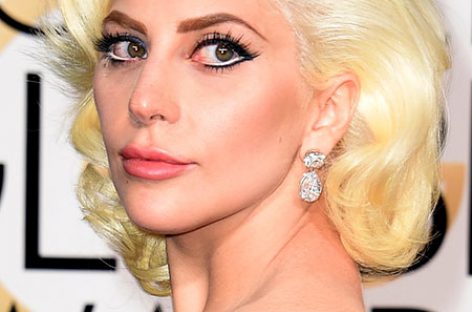 Леди Гага снимется в главной роли фильма «Звезда родилась»