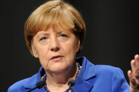 Меркель на ТВ поговорила о снятии санкций с России