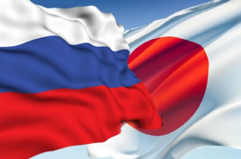 Премьер-министр Японии уверен в разрешении территориального спора с РФ