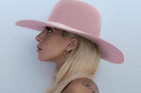Леди Гага назвала новый альбом «Joanne»