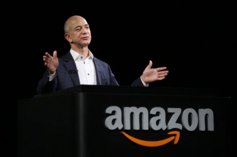 Глава Amazon занял вторую строку в рейтинге богатейших людей мира