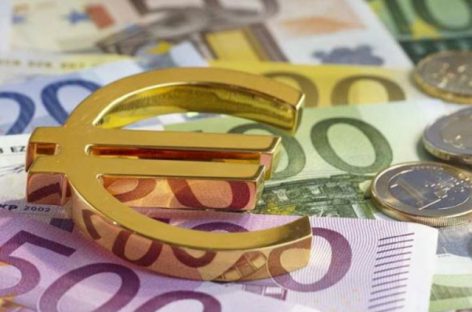Исследование показало, что Центробанки не доверяют евро