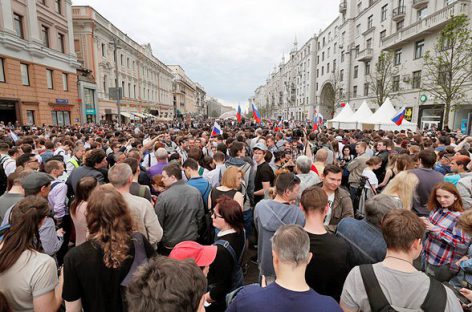 Кремль прокомментировал акции протеста 12 июня